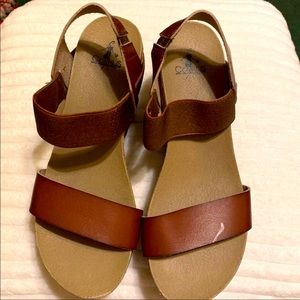 Corky’s Wedge Heel (size 10)